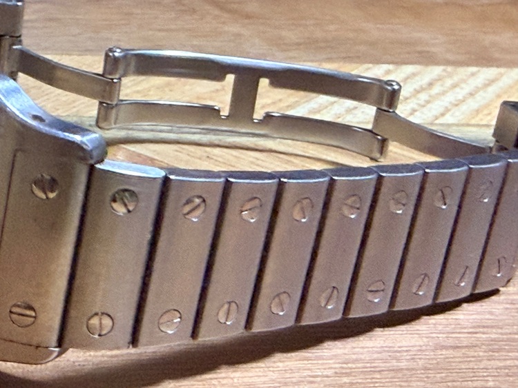 カルティエ サントス ガルベ 型式:W20025D6/（高級時計）の商品画像 - 査定依頼日：2025年11月25日 - 最高査定価格：450,000円