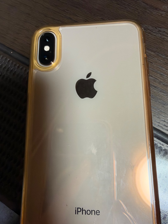 iphoneＸＭax（スマホ）の商品画像 - 査定依頼日：2026年10月9日 - 最高査定価格：20,500円