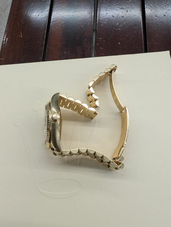 デイデイト（高級時計）の商品画像 - 査定依頼日：2025年7月12日 - 最高査定価格：6,500,000円