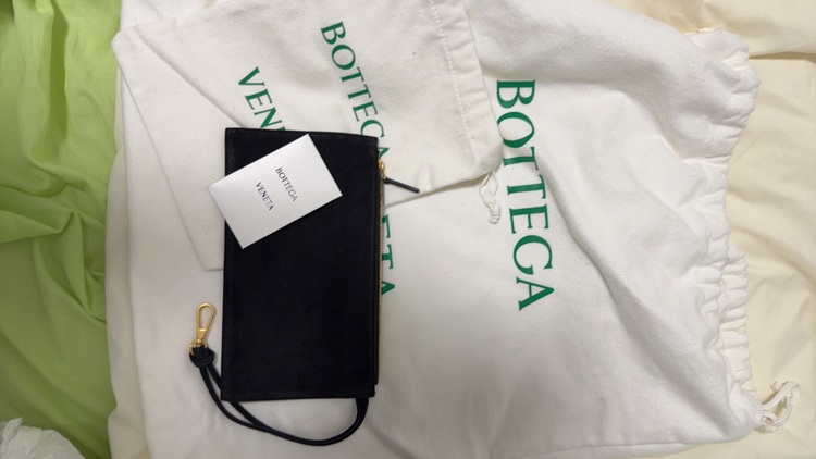 ボッテガ・ヴェネタ  （ブランドバッグ）の商品画像 - 査定依頼日：2025年8月19日 - 最高査定価格：180,000円