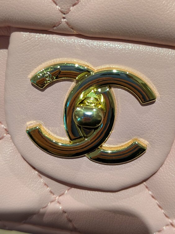 マトラッセチェーンバッグ（ブランドバッグ）の商品画像 - 査定依頼日：2026年2月14日 - 最高査定価格：100,000円