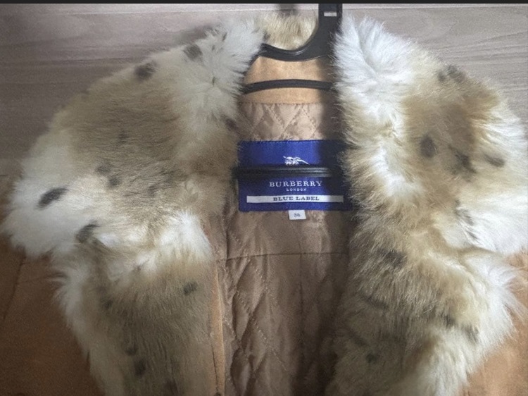 Burberry コート（古着・ファッション）の商品画像 - 査定依頼日：2026年9月26日 - 最高査定価格：3,000円