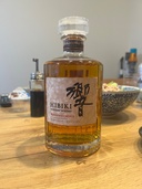 ウイスキー サントリー響（お酒）の商品画像 - 査定依頼日：2026年6月24日 - 最高査定価格：15,200円