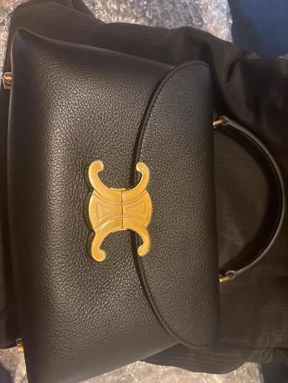 セリーヌ  （ブランドバッグ）の商品画像 - 査定依頼日：2026年4月5日 - 最高査定価格：260,000円