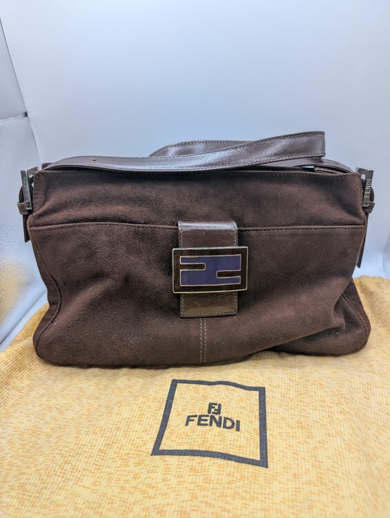 ショルダーバッグ（ブランドバッグ）の商品画像 - 査定依頼日：2025年7月17日 - 最高査定価格：70,000円