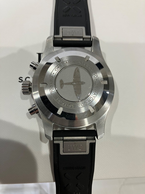 ・IWCパイロットクロノグラフIW387901（高級時計）の商品画像 - 査定依頼日：2025年7月18日 - 最高査定価格：600,000円