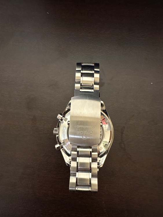 シルバー文字盤コーアクシャル自動巻（高級時計）の商品画像 - 査定依頼日：2026年4月19日 - 最高査定価格：430,000円