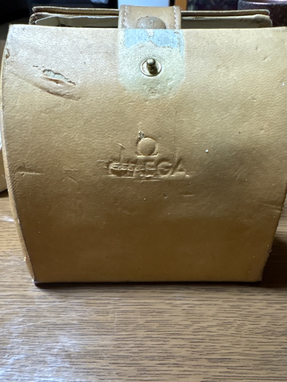 オメガ その他 8301/854（高級時計）の商品画像 - 査定依頼日：2026年3月31日 - 最高査定価格：1,880,000円