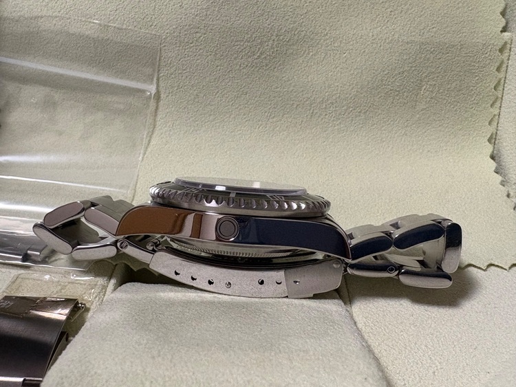 ロレックスシードゥエラー（高級時計）の商品画像 - 査定依頼日：2025年11月29日 - 最高査定価格：1,400,000円