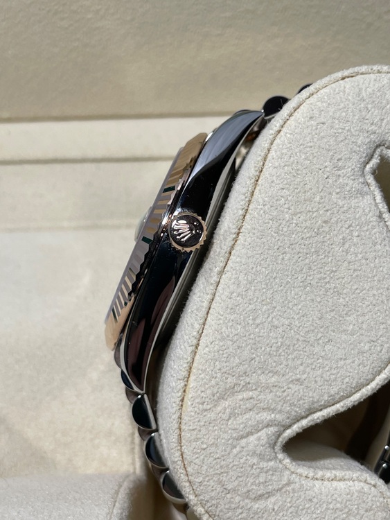 ロレックス デイトジャスト 12633（高級時計）の商品画像 - 査定依頼日：2025年6月14日 - 最高査定価格：2,370,000円