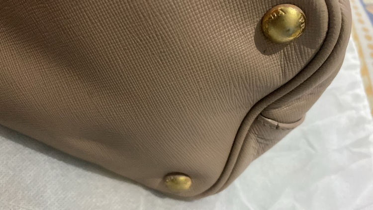 プラダバッグ（ブランドバッグ）の商品画像 - 査定依頼日：2025年12月6日 - 最高査定価格：90,000円