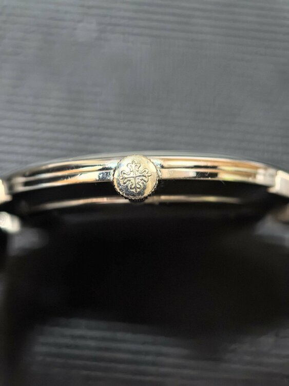 Ref.2592-1 Cal.23-300 WG（高級時計）の商品画像 - 査定依頼日：2026年3月11日 - 最高査定価格：2,000,000円