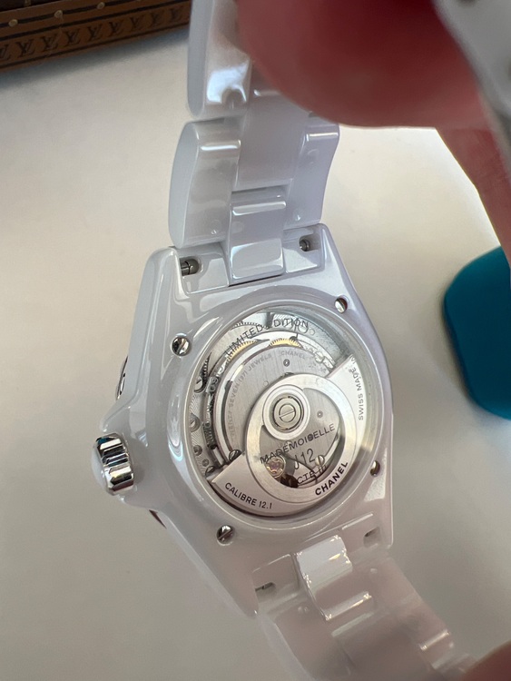 ホワイト　マドモアゼル（高級時計）の商品画像 - 査定依頼日：2025年7月12日 - 最高査定価格：810,000円