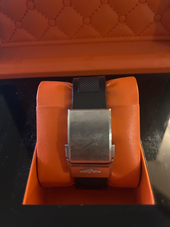 ブライトリング その他 Ref.No.E27365（高級時計）の商品画像 - 査定依頼日：2025年6月30日 - 最高査定価格：550,000円