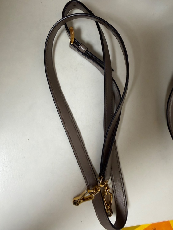 PRADA 1BA164（ブランドバッグ）の商品画像 - 査定依頼日：2026年9月7日 - 最高査定価格：50,000円