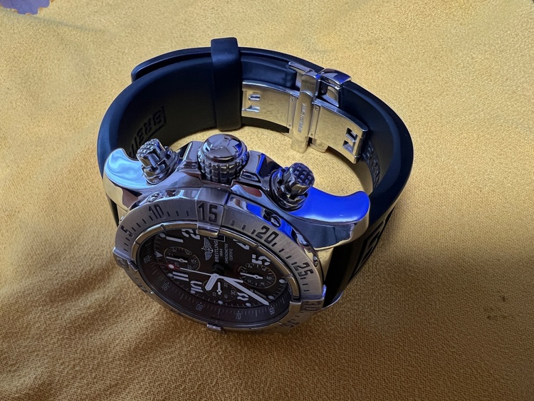 ブライトリング その他 A1338（高級時計）の商品画像 - 査定依頼日：2026年1月7日 - 最高査定価格：400,000円