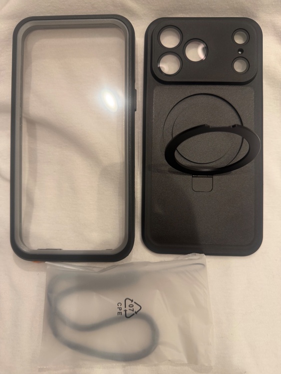 スマホケース（スマホ）の商品画像 - 査定依頼日：2026年9月24日 - 最高査定価格：189,000円