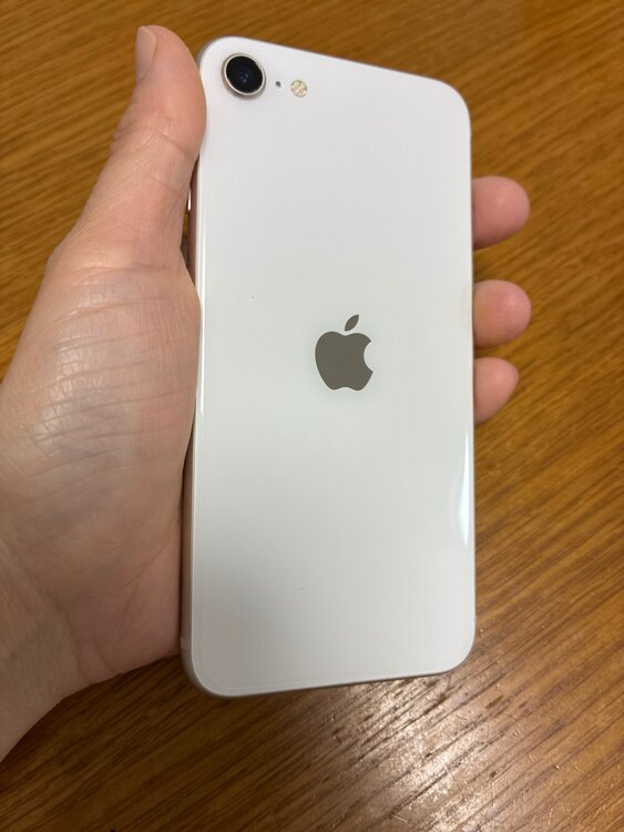 iPhone SE (第 3 世代) 128GB SIMフリー（スマホ）の商品画像 - 査定依頼日：2025年4月16日 - 最高査定価格：25,000円