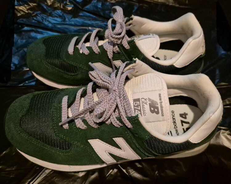 new balance(ニューバランス) ユニセックス大人 574（古着・ファッション）の商品画像 - 査定依頼日：2026年10月6日 - 最高査定価格：1,500円