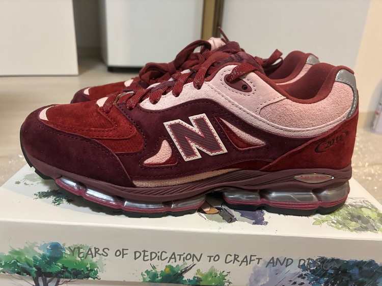KITH x New Balance 2011chocolate Truffle（古着・ファッション）の商品画像 - 査定依頼日：2026年9月21日 - 最高査定価格：100,000円