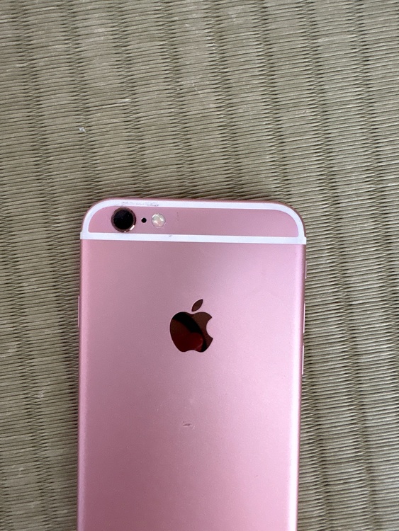 iPhone iPhone6s 64GB SIMフリー（スマホ）の商品画像 - 査定依頼日：2026年8月9日 - 最高査定価格：1,000円