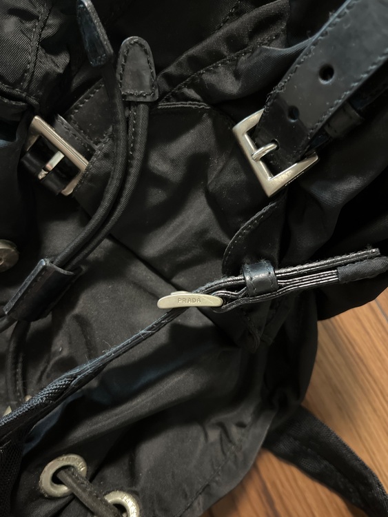 プラダ  （ブランドバッグ）の商品画像 - 査定依頼日：2025年10月11日 - 最高査定価格：30,000円