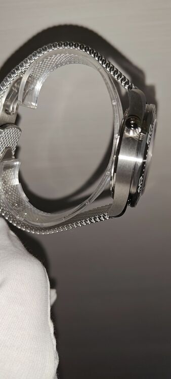 ダイバーズ300（高級時計）の商品画像 - 査定依頼日：2025年10月30日 - 最高査定価格：740,000円