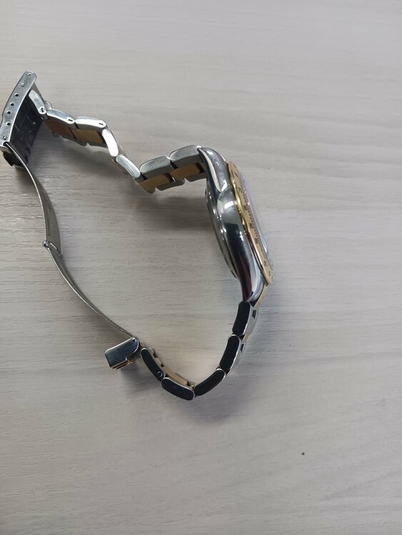 ロレックス デイトナ 16523（高級時計）の商品画像 - 査定依頼日：2026年4月6日 - 最高査定価格：3,100,000円