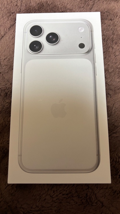 iPhone 17 Pro Max 256GB Softbank（スマホ）の商品画像 - 査定依頼日：2026年4月28日 - 最高査定価格：168,000円
