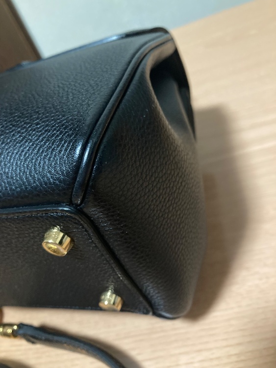セーズスモールブラック（ブランドバッグ）の商品画像 - 査定依頼日：2025年12月9日 - 最高査定価格：300,000円