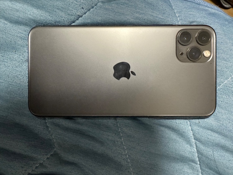 iPhone iPhone11 Pro Max 256GB docomo（スマホ）の商品画像 - 査定依頼日：2026年9月25日 - 最高査定価格：23,000円
