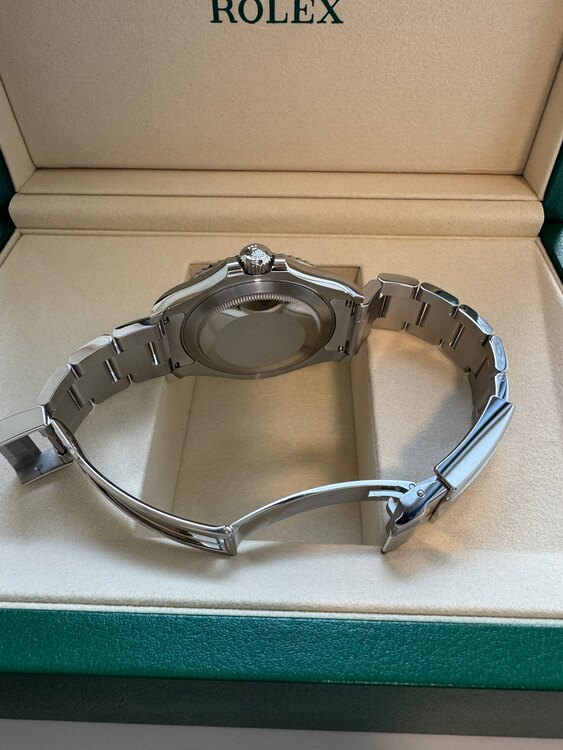 ロレックス ヨットマスター 12662（高級時計）の商品画像 - 査定依頼日：2025年5月28日 - 最高査定価格：1,900,000円