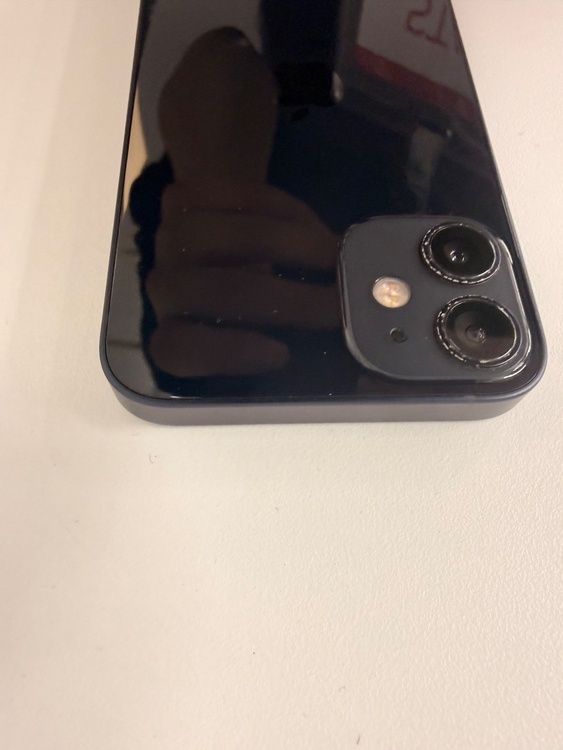 iPhone12 mini（スマホ）の商品画像 - 査定依頼日：2025年12月15日 - 最高査定価格：15,000円