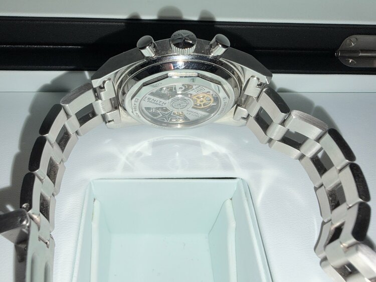 CHRONOMASTER REVIVAL A384（高級時計）の商品画像 - 査定依頼日：2026年7月4日 - 最高査定価格：810,000円