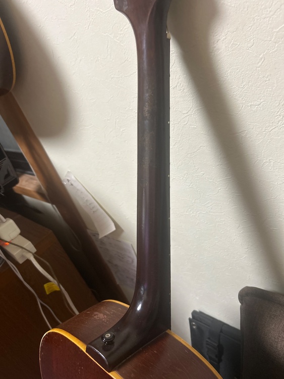 J45 1967年 レッドサンバースト シリアルNo.05684（ピアノ・楽器・PA機材）の商品画像 - 査定依頼日：2026年4月8日 - 最高査定価格：380,000円