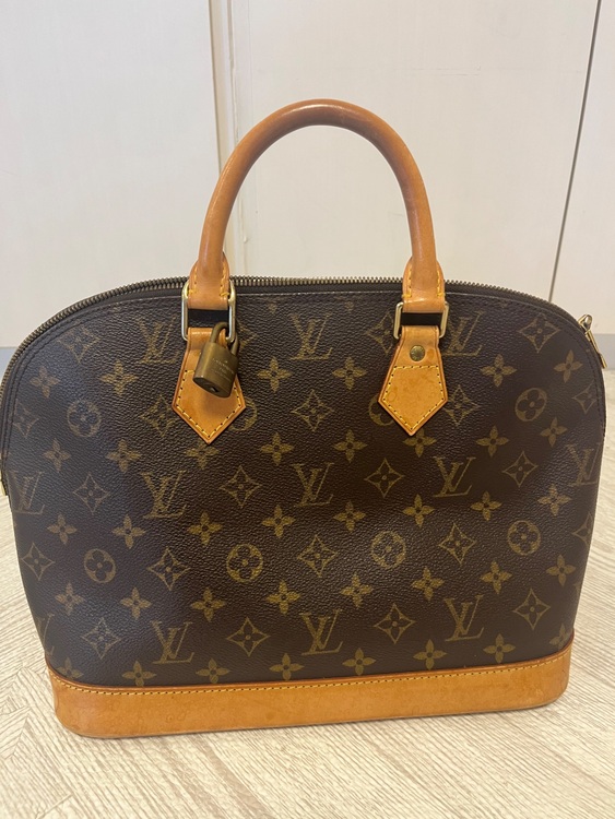 ルイヴィトン アルマ （ブランドバッグ）の商品画像 - 査定依頼日：2025年10月31日 - 最高査定価格：70,000円