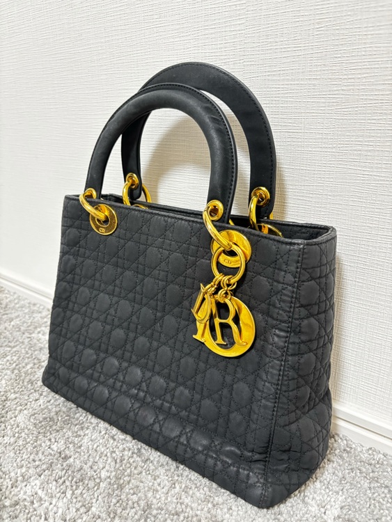 ディオールハンドバッグカナージュ（ブランドバッグ）の商品画像 - 査定依頼日：2025年12月1日 - 最高査定価格：230,000円