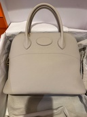 ボリード31、クレ、ゴールド金具（ブランドバッグ）の商品画像 - 査定依頼日：2026年1月19日 - 最高査定価格：700,000円