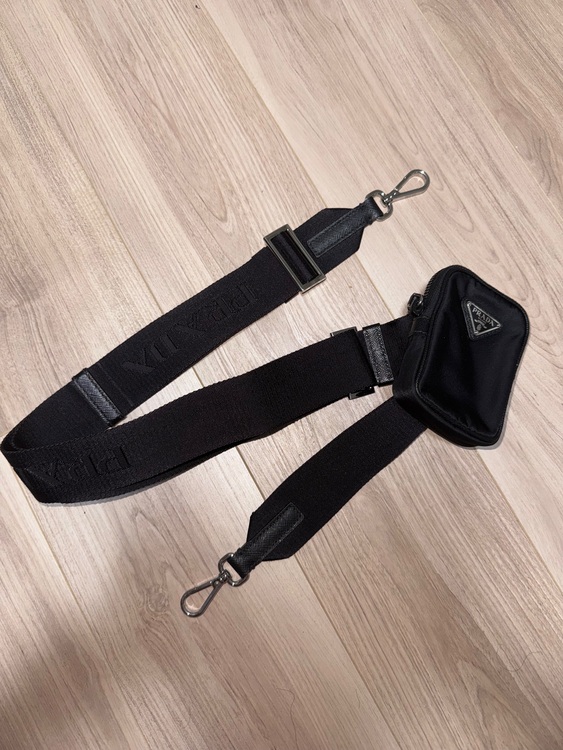 プラダ  （ブランドバッグ）の商品画像 - 査定依頼日：2025年10月29日 - 最高査定価格：150,000円