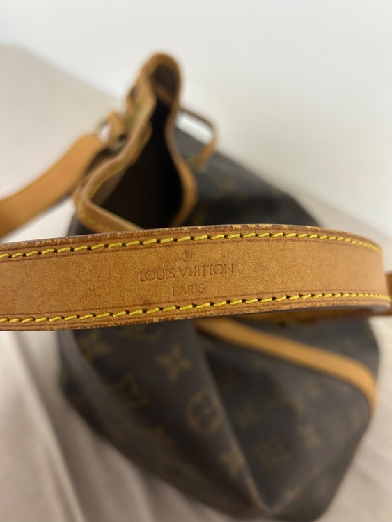 ルイヴィトン モノグラム （ブランドバッグ）の商品画像 - 査定依頼日：2025年8月28日 - 最高査定価格：30,000円
