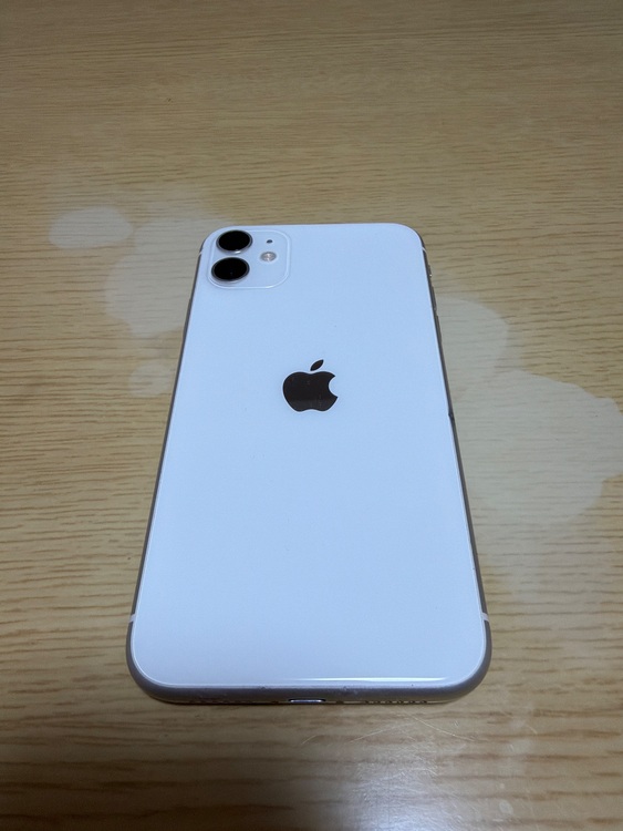 iPhone11 64㎇（スマホ）の商品画像 - 査定依頼日：2025年11月4日 - 最高査定価格：22,000円