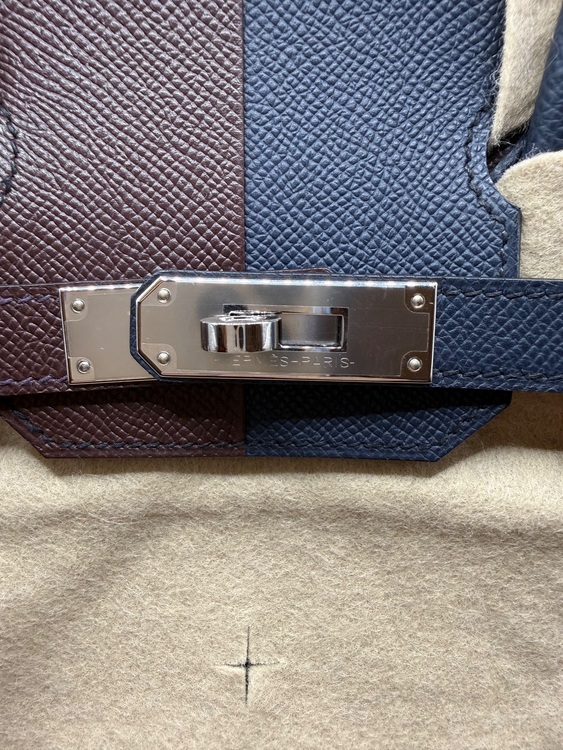 エルメス バーキン （ブランドバッグ）の商品画像 - 査定依頼日：2025年10月6日 - 最高査定価格：2,300,000円