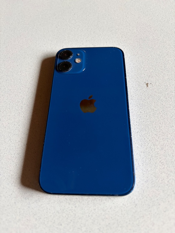 iPhone iPhone 12 mini 64GB au（スマホ）の商品画像 - 査定依頼日：2026年6月27日 - 最高査定価格：14,000円