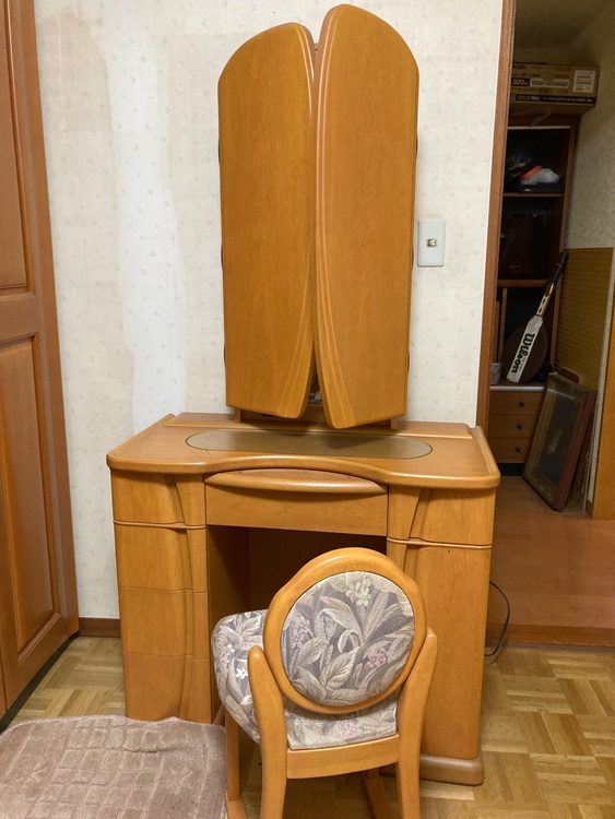 鏡台（家具・寝具）の商品画像 - 査定依頼日：2025年11月8日 - 最高査定価格：1,500円