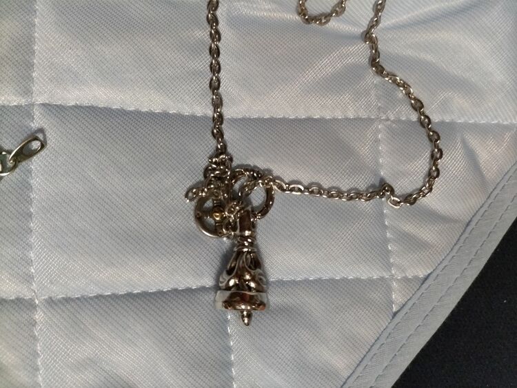 ネックレス、ブレスレット、ジッポライター（金・貴金属）の商品画像 - 査定依頼日：2025年7月14日 - 最高査定価格：12,000円