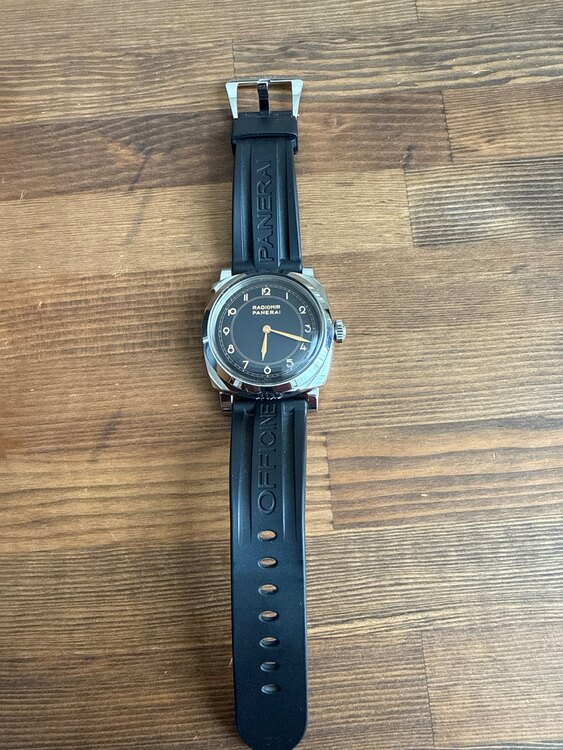 ラジオミール1940 47ミリ（高級時計）の商品画像 - 査定依頼日：2025年5月29日 - 最高査定価格：700,000円