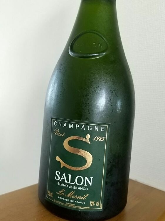 サロン ブランドブラン ル メニル ブリュット 1985（お酒）の商品画像 - 査定依頼日：2025年8月16日 - 最高査定価格：155,000円