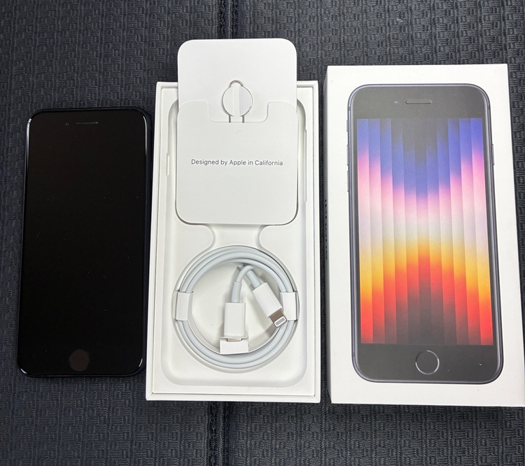 iPhone SE (第 3 世代) 64GB docomo（スマホ）の商品画像 - 査定依頼日：2026年4月17日 - 最高査定価格：20,000円