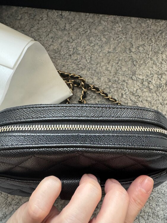 AP3998B10583 C3906（ブランドバッグ）の商品画像 - 査定依頼日：2025年5月10日 - 最高査定価格：365,000円