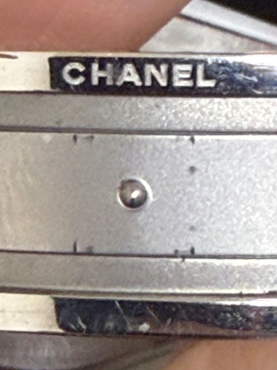 j12 （高級時計）の商品画像 - 査定依頼日：2026年1月29日 - 最高査定価格：350,000円